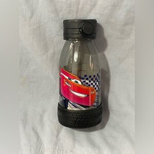 NEW‎ Disney Parks 12.8oz Tires Plastic Water Bottle w/ Straw - Lightning McQueen